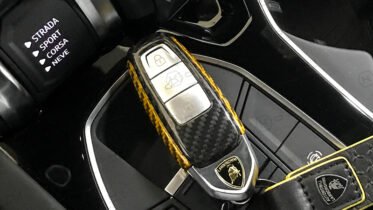 Carbon Fiber Lamborghini Urus Key Cover Sku Urs 12 Yc